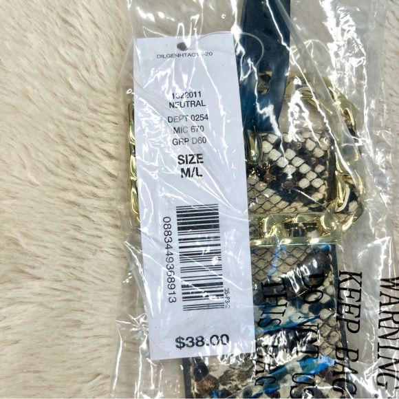 NWT Dillard’s Neutral Snake Embossed Stretch Belt M/L - Picture 12 of 13